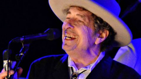 Bob Dylan envia discurso para ser lido em banquete do Nobel
