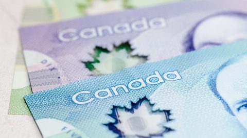 Organização canadense de música propõe um imposto sobre direitos autorais para qualquer pessoa que usa mais de 15GB/mês de banda larga.